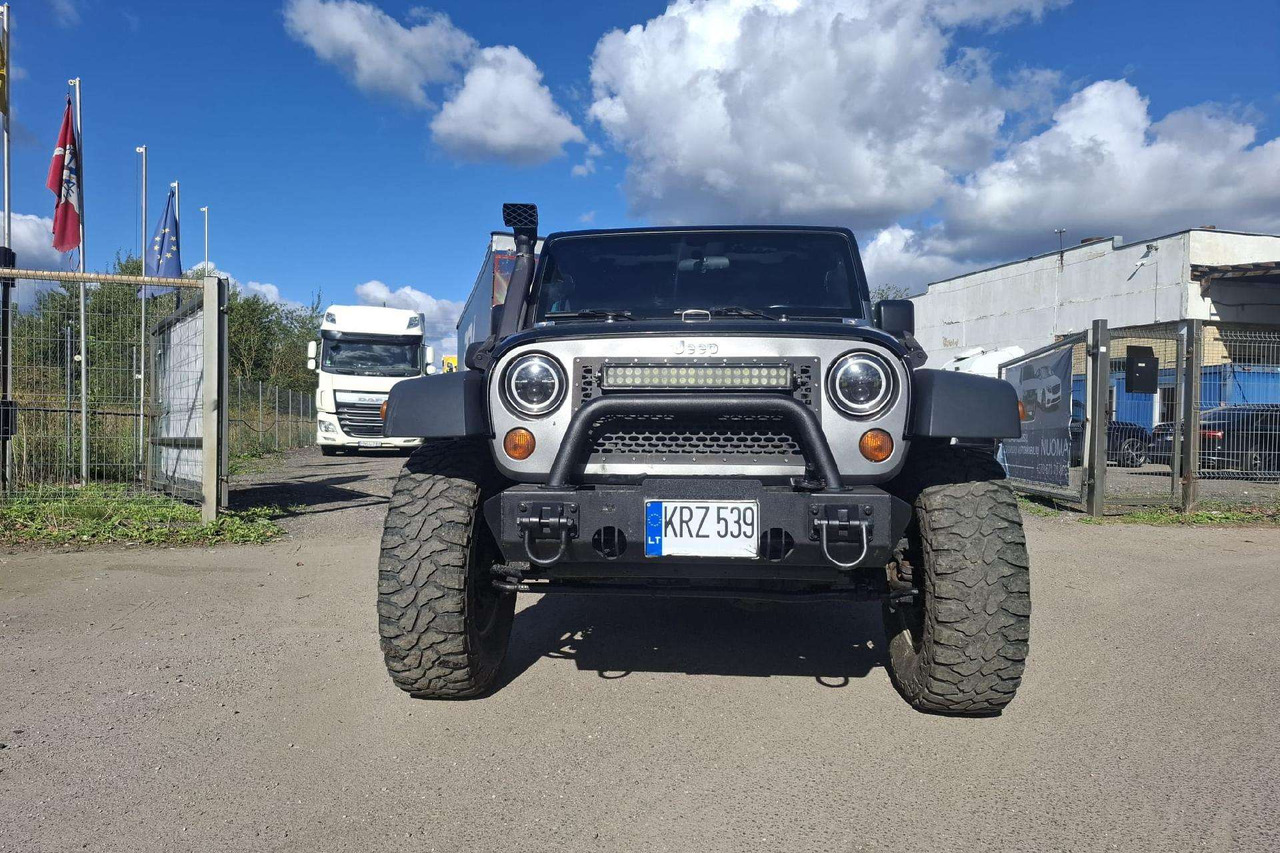 Jeep Wrangler - 越野车:图4 Jeep Wrangler - 越野车:图4
