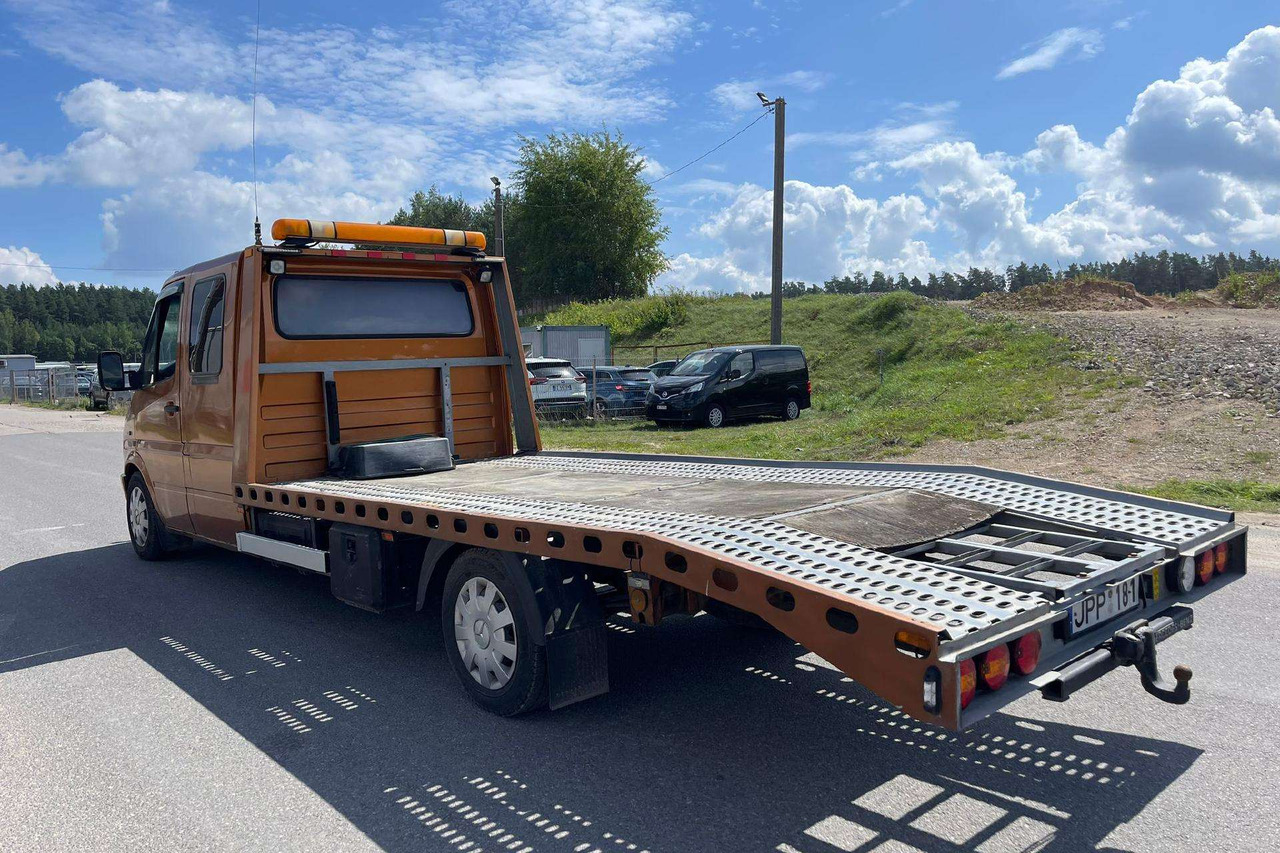 Mercedes-Benz 310 - 无侧窗厢式货车:图3 Mercedes-Benz 310 - 无侧窗厢式货车:图3