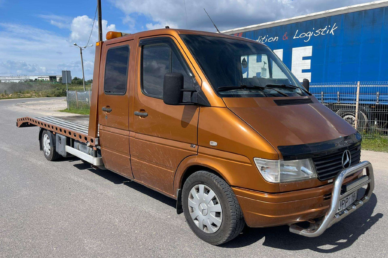 Mercedes-Benz 310 - 无侧窗厢式货车:图2 Mercedes-Benz 310 - 无侧窗厢式货车:图2