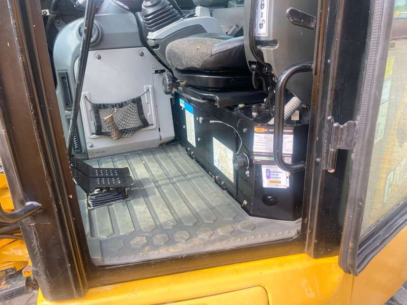 Caterpillar 305 E II AIRCO! - 小型挖掘机:图4 Caterpillar 305 E II AIRCO! - 小型挖掘机:图4