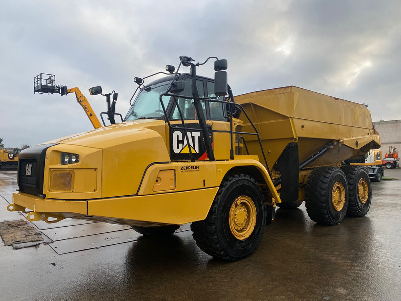 Caterpillar 725C2 NVT - 铰接式自卸车:图1 Caterpillar 725C2 NVT - 铰接式自卸车:图1