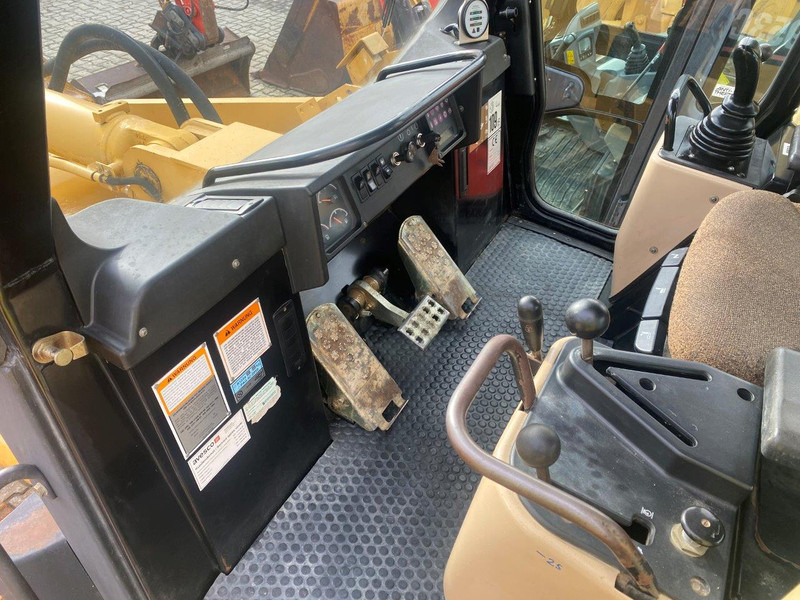 Caterpillar 953 C - 履带式装载机:图5 Caterpillar 953 C - 履带式装载机:图5