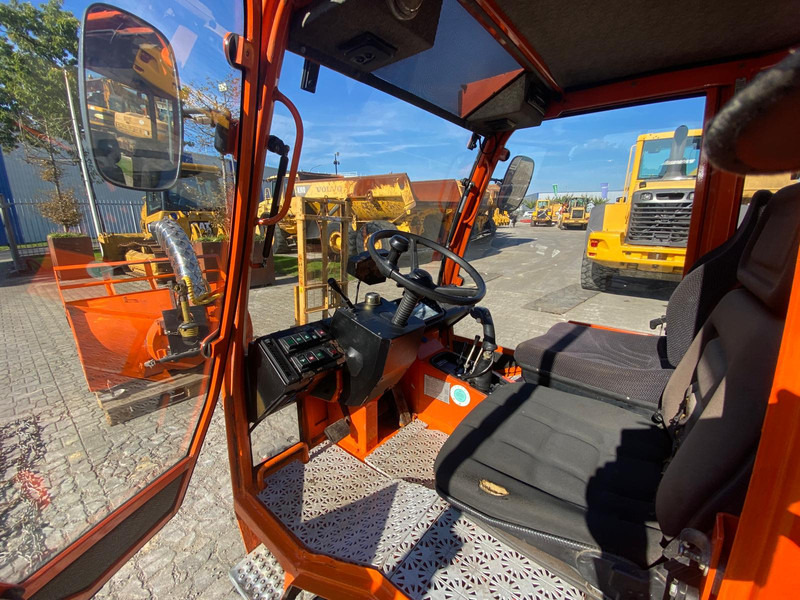 Holder C3.42 NVT - 除雪车:图4 Holder C3.42 NVT - 除雪车:图4