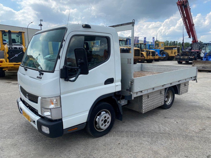 Mitsubishi Fuso Canter 3C18 NVT - 栏板式/ 平板卡车:图3 Mitsubishi Fuso Canter 3C18 NVT - 栏板式/ 平板卡车:图3