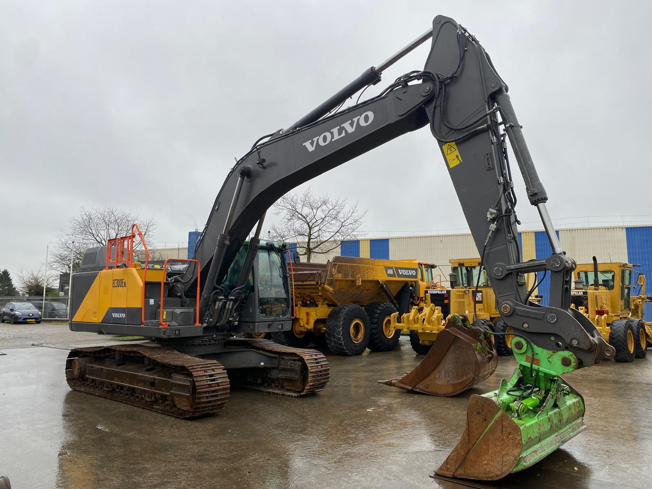Volvo EC300 - 履带式挖掘机:图3 Volvo EC300 - 履带式挖掘机:图3