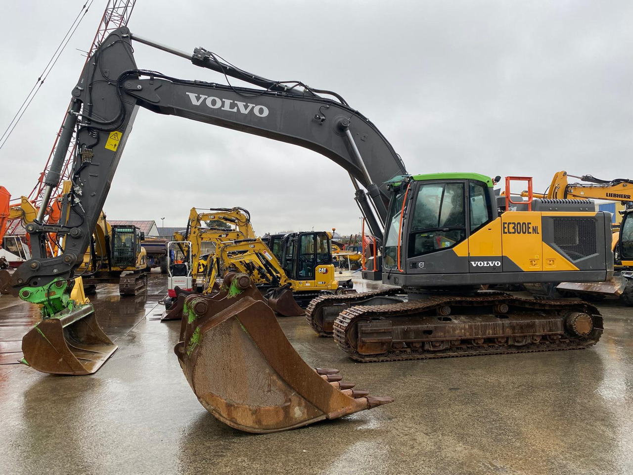 Volvo EC300 - 履带式挖掘机:图2 Volvo EC300 - 履带式挖掘机:图2