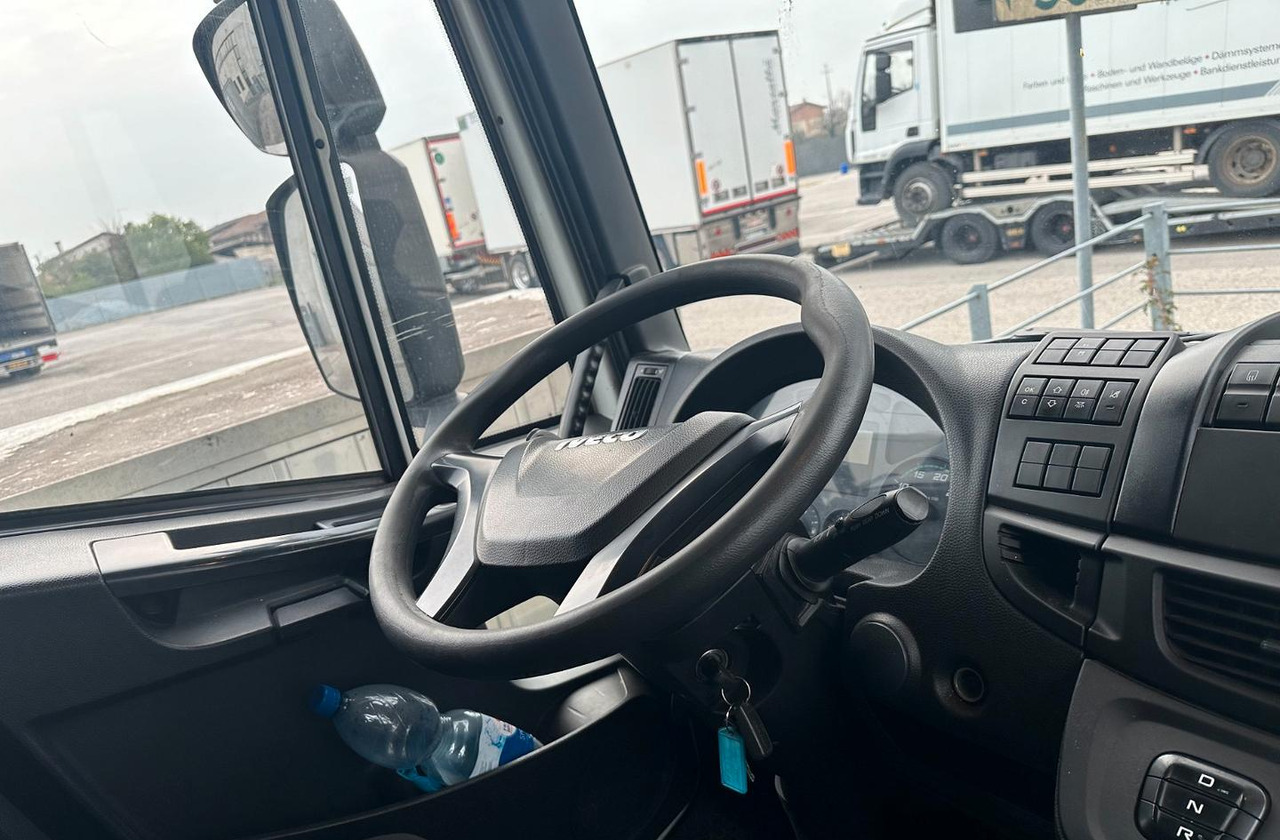 Iveco 140e28 furgone sponda euro 6 - 厢式卡车:图4 Iveco 140e28 furgone sponda euro 6 - 厢式卡车:图4