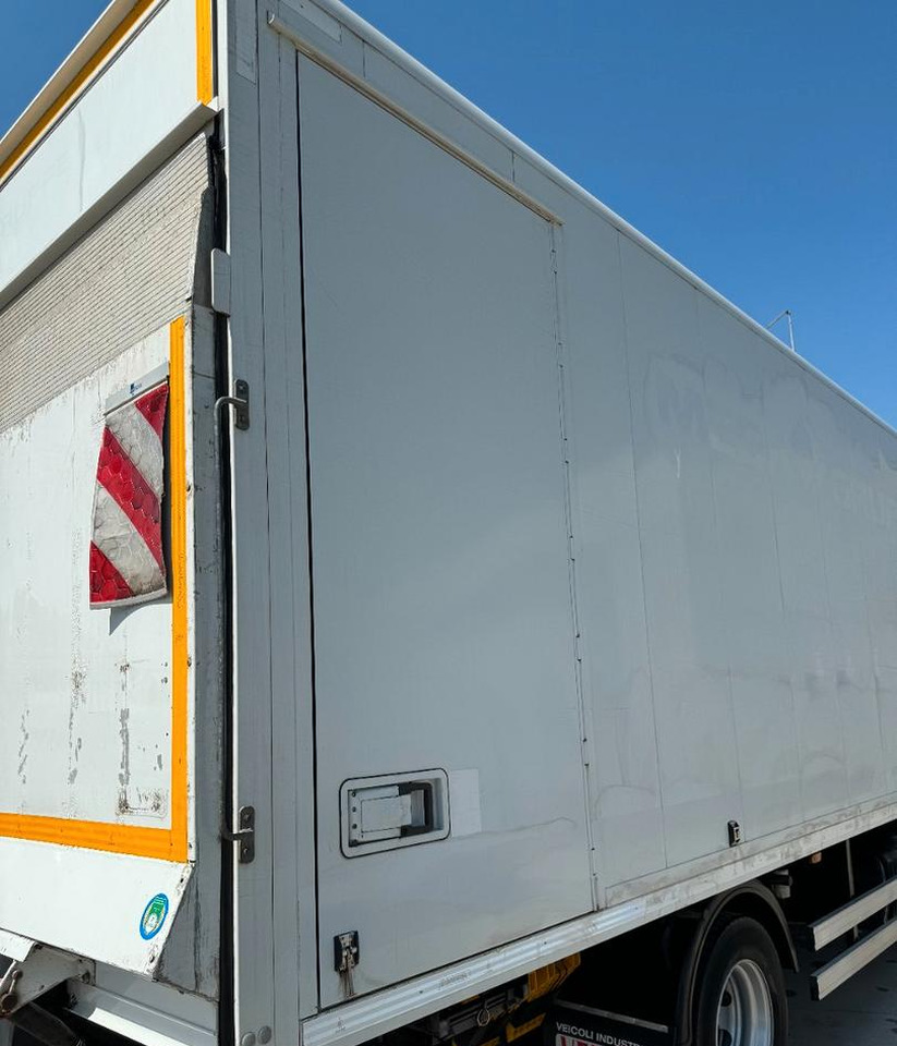 厢式卡车 Iveco：图7