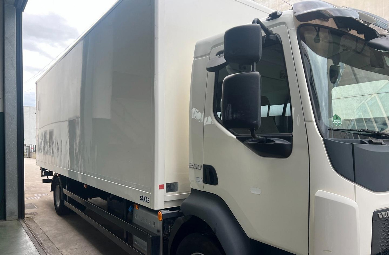 VOLVO FL 250 euro 6 sponda - 厢式卡车:图5 VOLVO FL 250 euro 6 sponda - 厢式卡车:图5