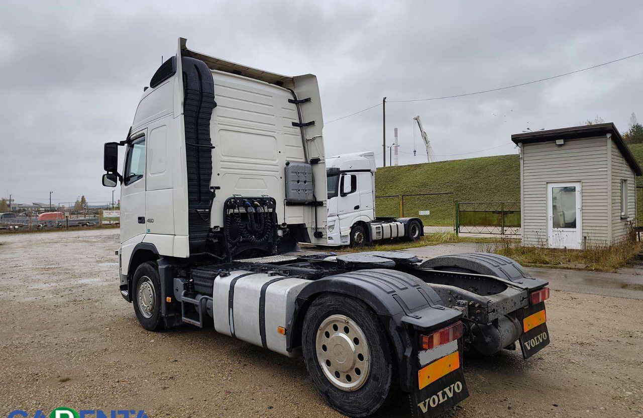 Volvo FH 42T TA 2026 09 aptarnavimai tik - 牵引车:图3 Volvo FH 42T TA 2026 09 aptarnavimai tik - 牵引车:图3