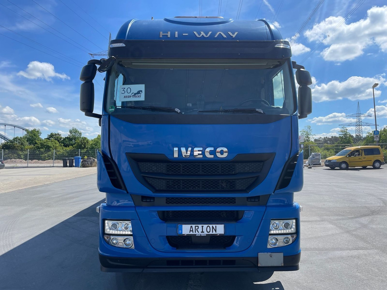 Iveco Stralis 420 Koffer/Thermoisoliert/LBW/NLA/AC/EU6 - 厢式卡车:图2 Iveco Stralis 420 Koffer/Thermoisoliert/LBW/NLA/AC/EU6 - 厢式卡车:图2