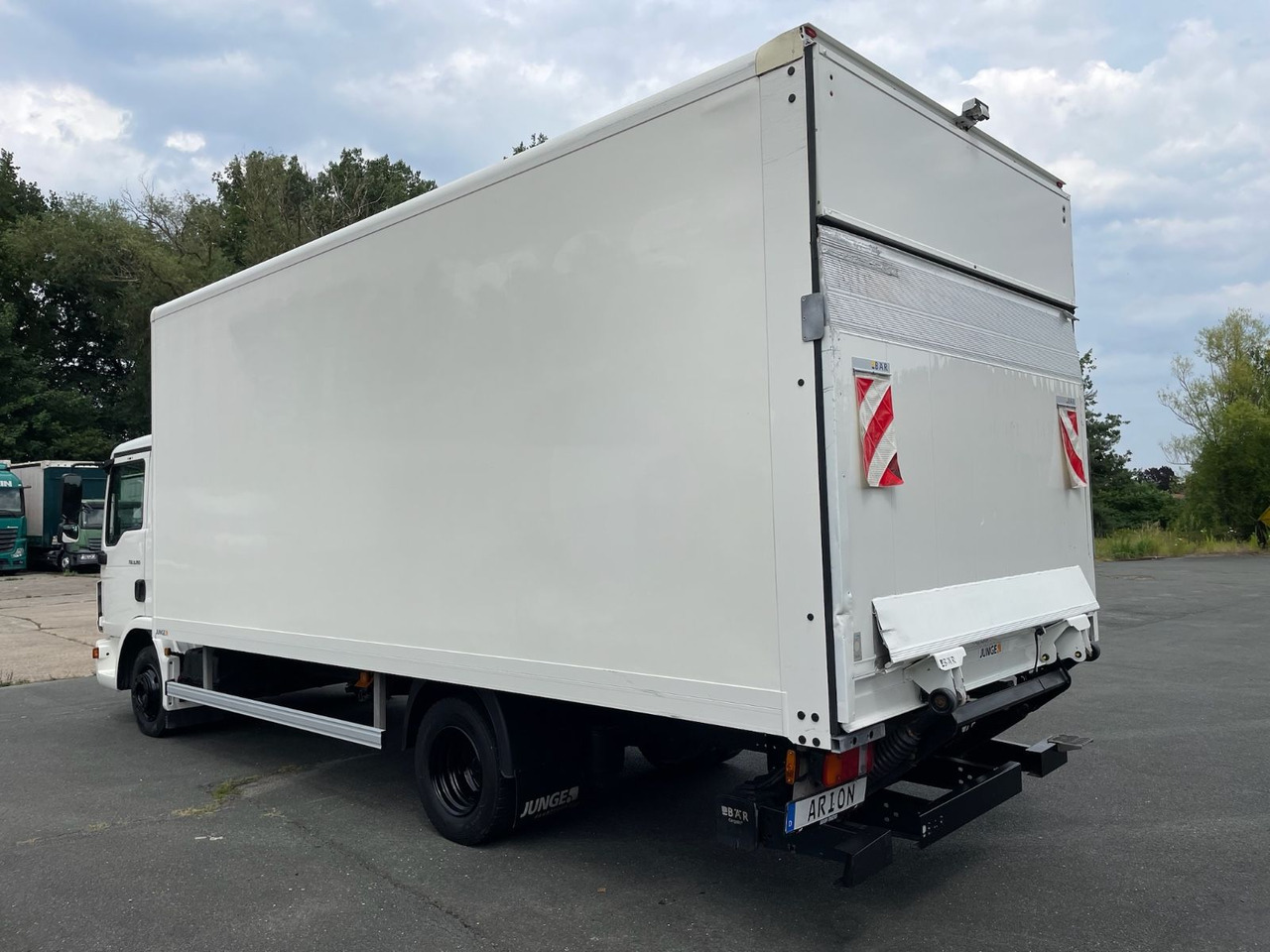 MAN TGL 8.190 4x2 BL Koffer/LBW/BÄR/AC/Kamera/EU6d - 厢式货车:图4 MAN TGL 8.190 4x2 BL Koffer/LBW/BÄR/AC/Kamera/EU6d - 厢式货车:图4