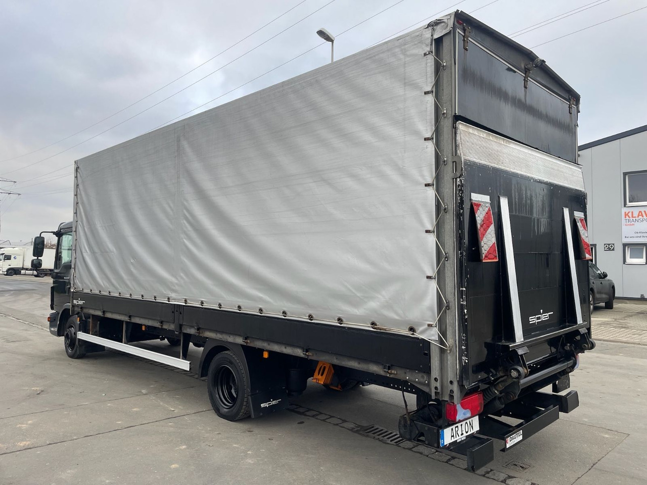 MAN TGL 8.220 4x2 Pritsche+Plane/LBW/DAUTEL/AC/EU6c - 侧帘货车:图5 MAN TGL 8.220 4x2 Pritsche+Plane/LBW/DAUTEL/AC/EU6c - 侧帘货车:图5