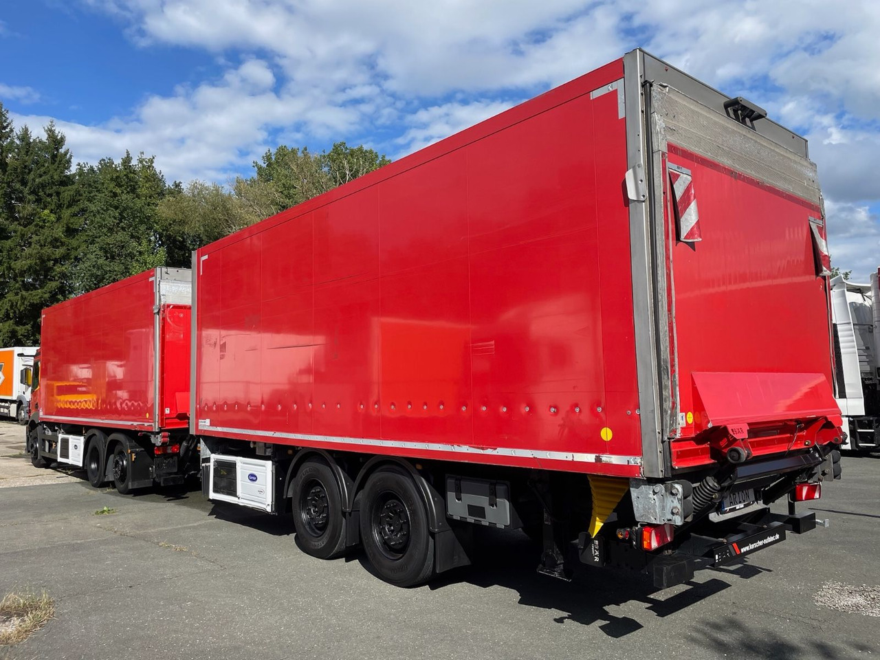 Mercedes-Benz Actros 2543 6x2 Kühlkoffer/CARRIER/KERSCHER/EU6d - 冷藏车:图4 Mercedes-Benz Actros 2543 6x2 Kühlkoffer/CARRIER/KERSCHER/EU6d - 冷藏车:图4