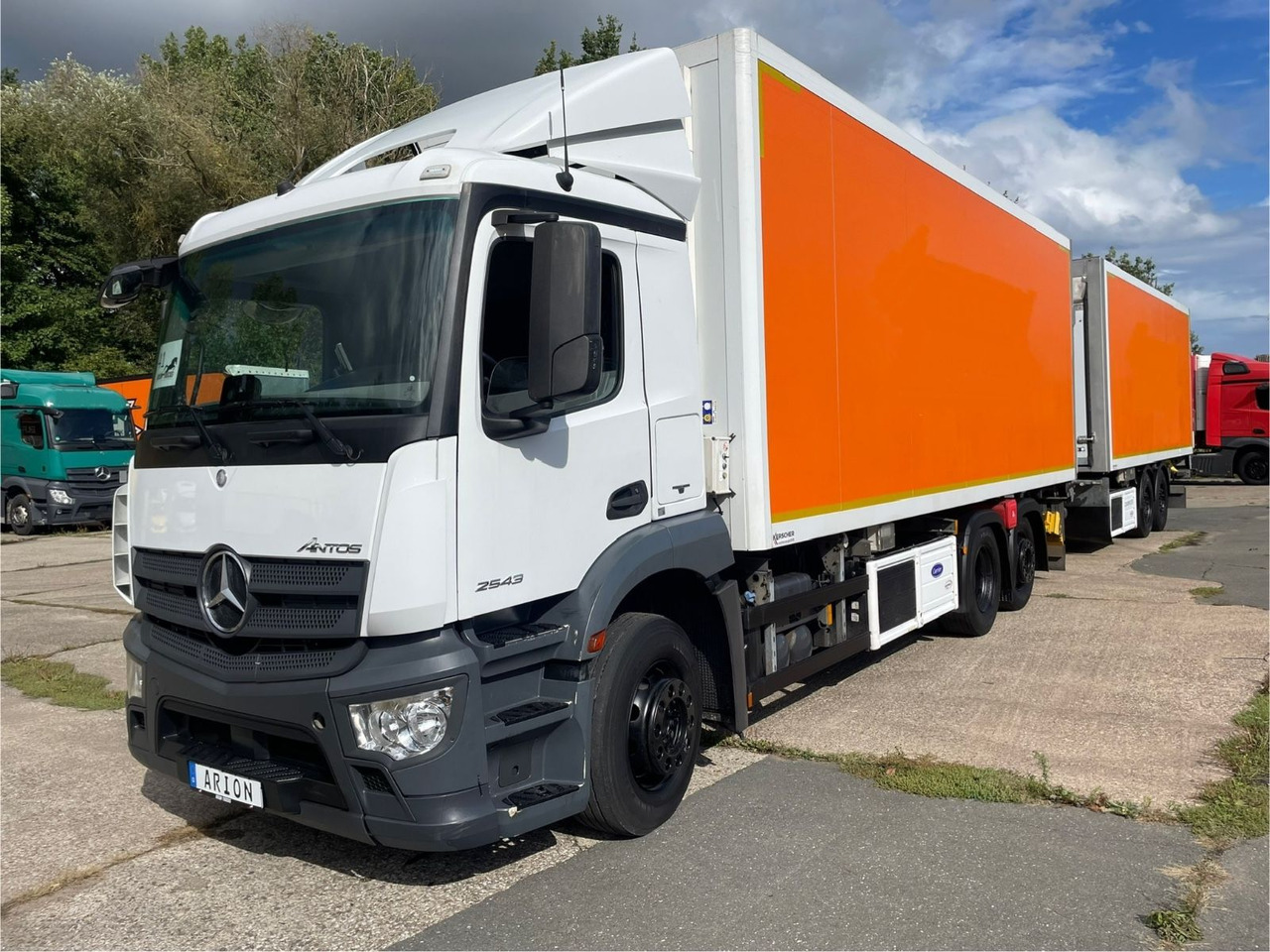 Mercedes-Benz Antos 2543 6x2 Kühlkoffer/CARRIER/KERSCHER/NLA - 冷藏车:图3 Mercedes-Benz Antos 2543 6x2 Kühlkoffer/CARRIER/KERSCHER/NLA - 冷藏车:图3