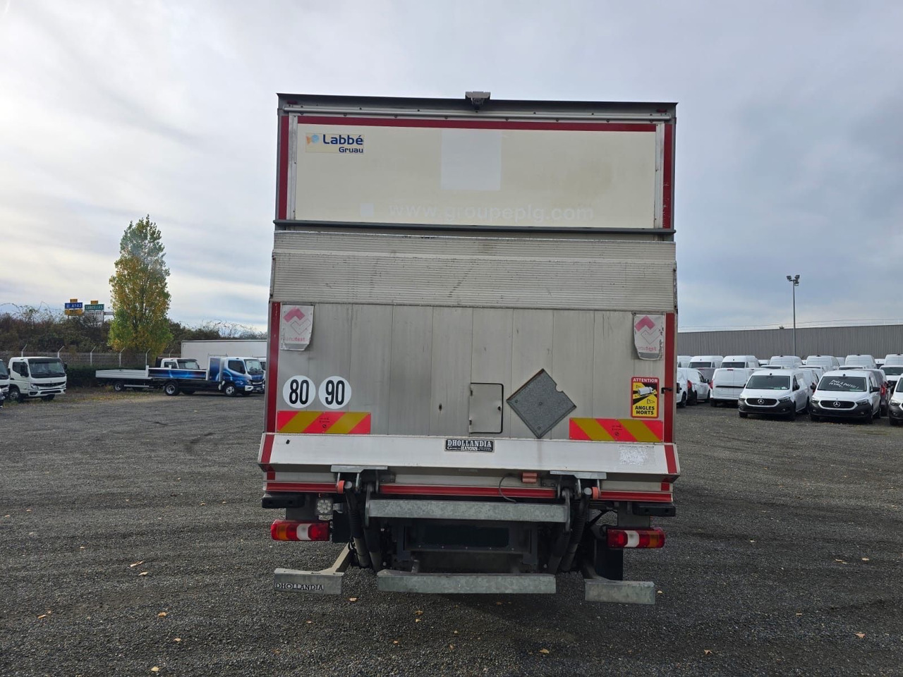 Mercedes-Benz Atego 1218 4x2 Koffer/FULL-ADR/EXIII/LBW/AC/EU6d - 厢式卡车:图5 Mercedes-Benz Atego 1218 4x2 Koffer/FULL-ADR/EXIII/LBW/AC/EU6d - 厢式卡车:图5