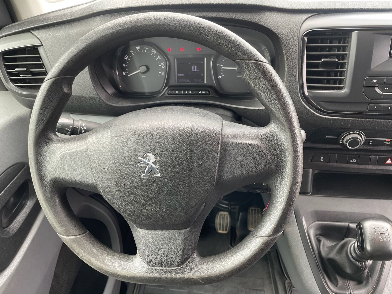 紧凑型面包车 Peugeot Expert Kasten Pro L3/2.0 BlueHDI/AC/15xVerfügbar：图13