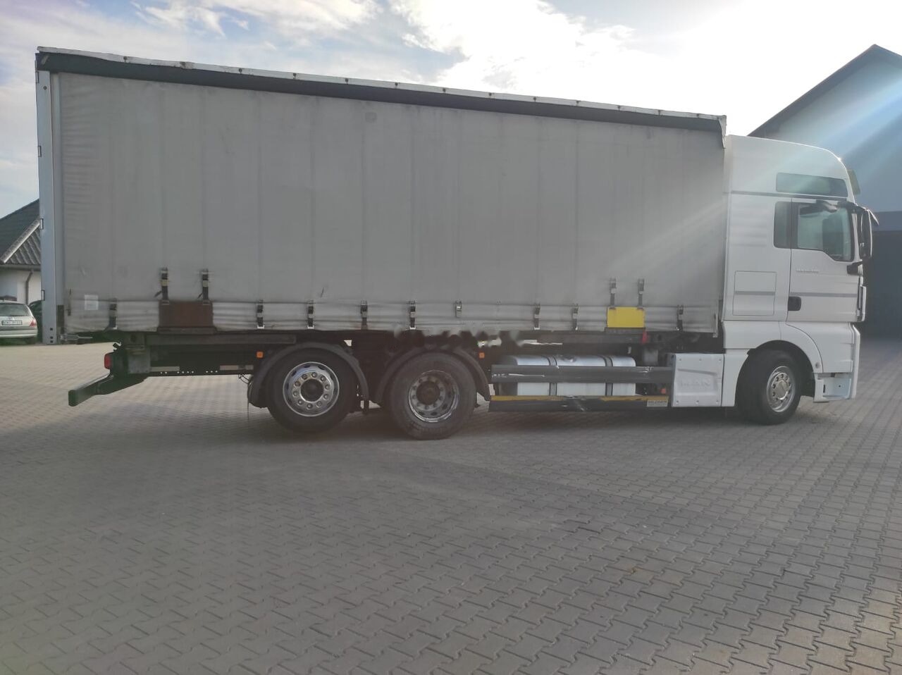 MAN TGX 26.440 - 驾驶室底盘卡车:图4 MAN TGX 26.440 - 驾驶室底盘卡车:图4