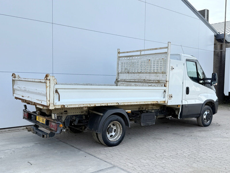 Iveco Daily 35C18 3.0 3.0 Automaat Kipper Dubbellucht 3.5t Trekhaak Airco Cruise Control Navigatie - 翻斗货车:图4 Iveco Daily 35C18 3.0 3.0 Automaat Kipper Dubbellucht 3.5t Trekhaak Airco Cruise Control Navigatie - 翻斗货车:图4