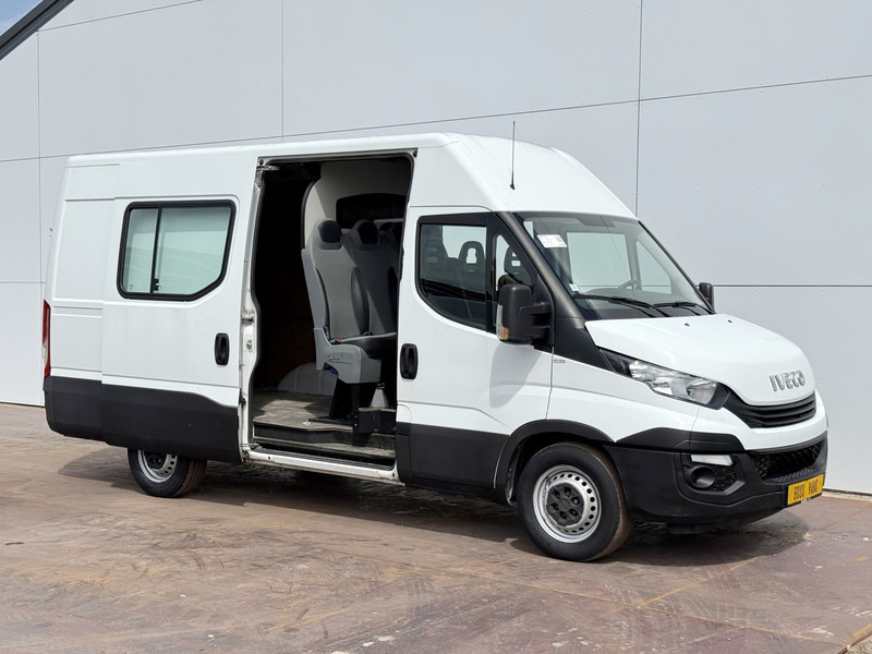 Iveco Daily 35S14 2.3 L2H2 Dubbele Cabine 7 Stoelen Mixto DoKa Airco Cruise Control Trekhaak 3.5t Lucht geveerde stoel - 无侧窗厢式货车, 康比货车:图5 Iveco Daily 35S14 2.3 L2H2 Dubbele Cabine 7 Stoelen Mixto DoKa Airco Cruise Control Trekhaak 3.5t Lucht geveerde stoel - 无侧窗厢式货车, 康比货车:图5