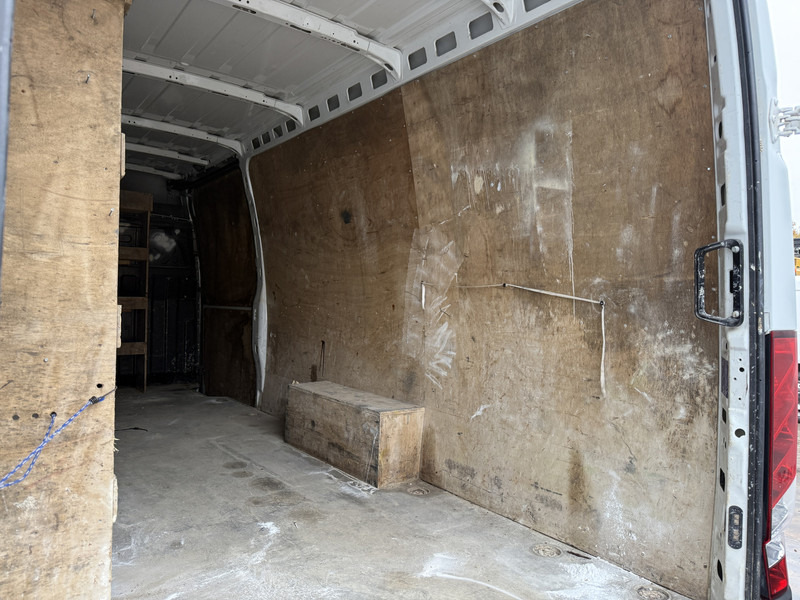 无侧窗厢式货车 Iveco Daily 35S16 2.3 L4H2 Airco Cruise Control Luchtvering Imperiaal Lucht Geveerde Stoel：图14