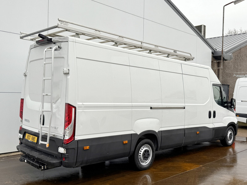 Iveco Daily 35S16 2.3 L4H2 Airco Cruise Control Luchtvering Imperiaal Lucht Geveerde Stoel - 无侧窗厢式货车:图3 Iveco Daily 35S16 2.3 L4H2 Airco Cruise Control Luchtvering Imperiaal Lucht Geveerde Stoel - 无侧窗厢式货车:图3