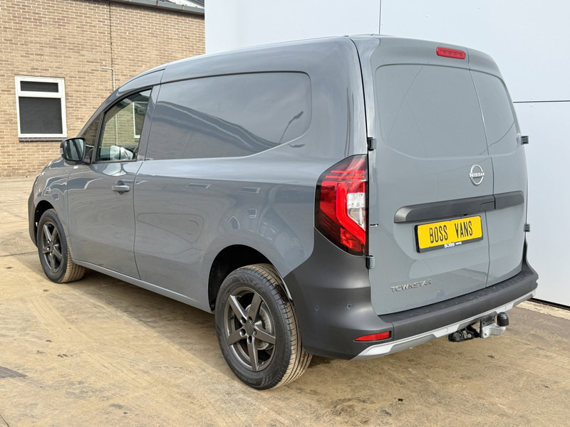Nissan Townstar N-Connecta 1.3 130PK **Benzine** L1H1 Airco Carplay Cruise Control Trekhaak Keyless Start Stoelverwarming Parkeersensoren voor achter - 紧凑型面包车:图2 Nissan Townstar N-Connecta 1.3 130PK **Benzine** L1H1 Airco Carplay Cruise Control Trekhaak Keyless Start Stoelverwarming Parkeersensoren voor achter - 紧凑型面包车:图2