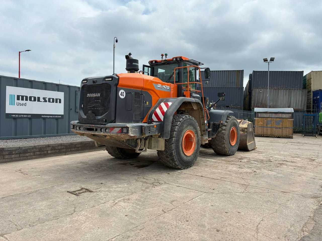Doosan DL420 - 轮式装载机:图5 Doosan DL420 - 轮式装载机:图5