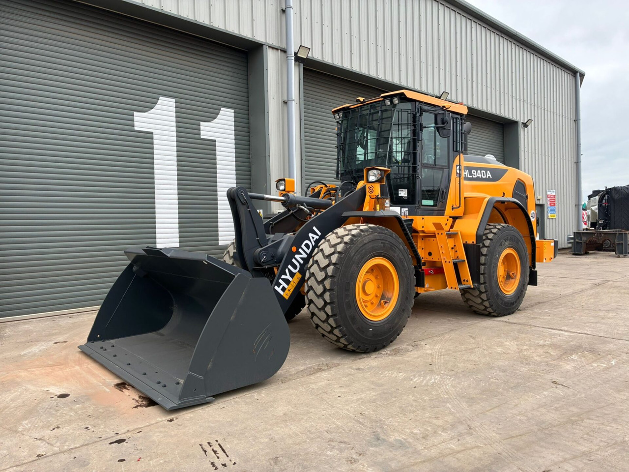 Hyundai HL940A - 轮式装载机:图1 Hyundai HL940A - 轮式装载机:图1