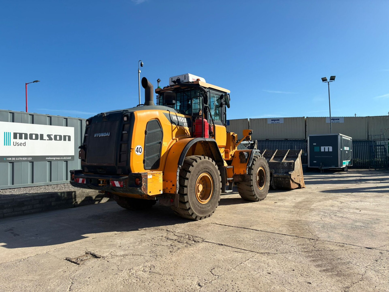 Hyundai HL955AXT - 轮式装载机:图5 Hyundai HL955AXT - 轮式装载机:图5