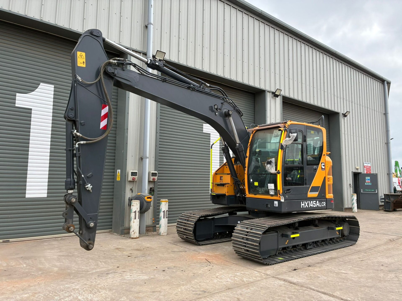 Hyundai HX145ALCR - 履带式挖掘机:图1 Hyundai HX145ALCR - 履带式挖掘机:图1