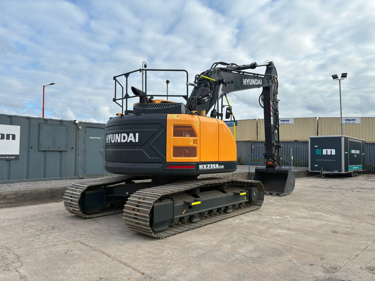 Hyundai HX235ALCR - 履带式挖掘机:图5 Hyundai HX235ALCR - 履带式挖掘机:图5