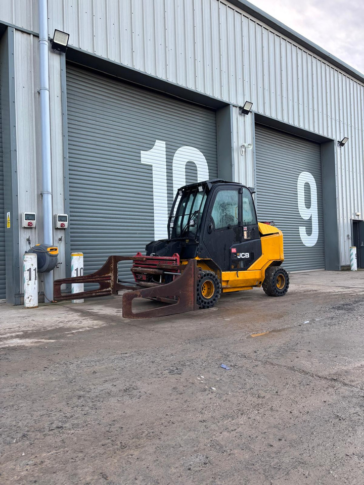 JCB TLT35 - 伸缩臂叉装车:图1 JCB TLT35 - 伸缩臂叉装车:图1