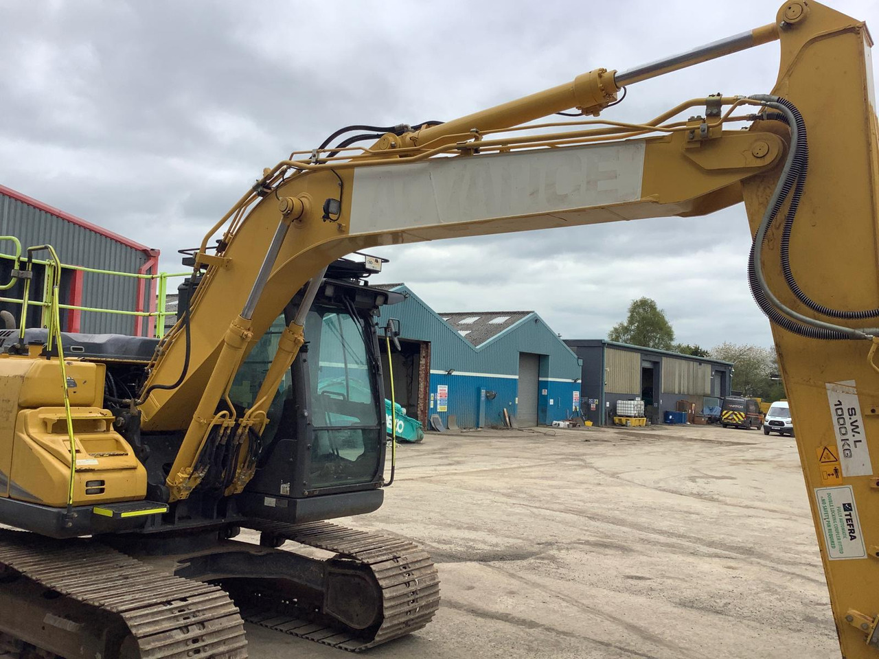 KOBELCO SK130LC-11 - 履带式挖掘机:图5 KOBELCO SK130LC-11 - 履带式挖掘机:图5