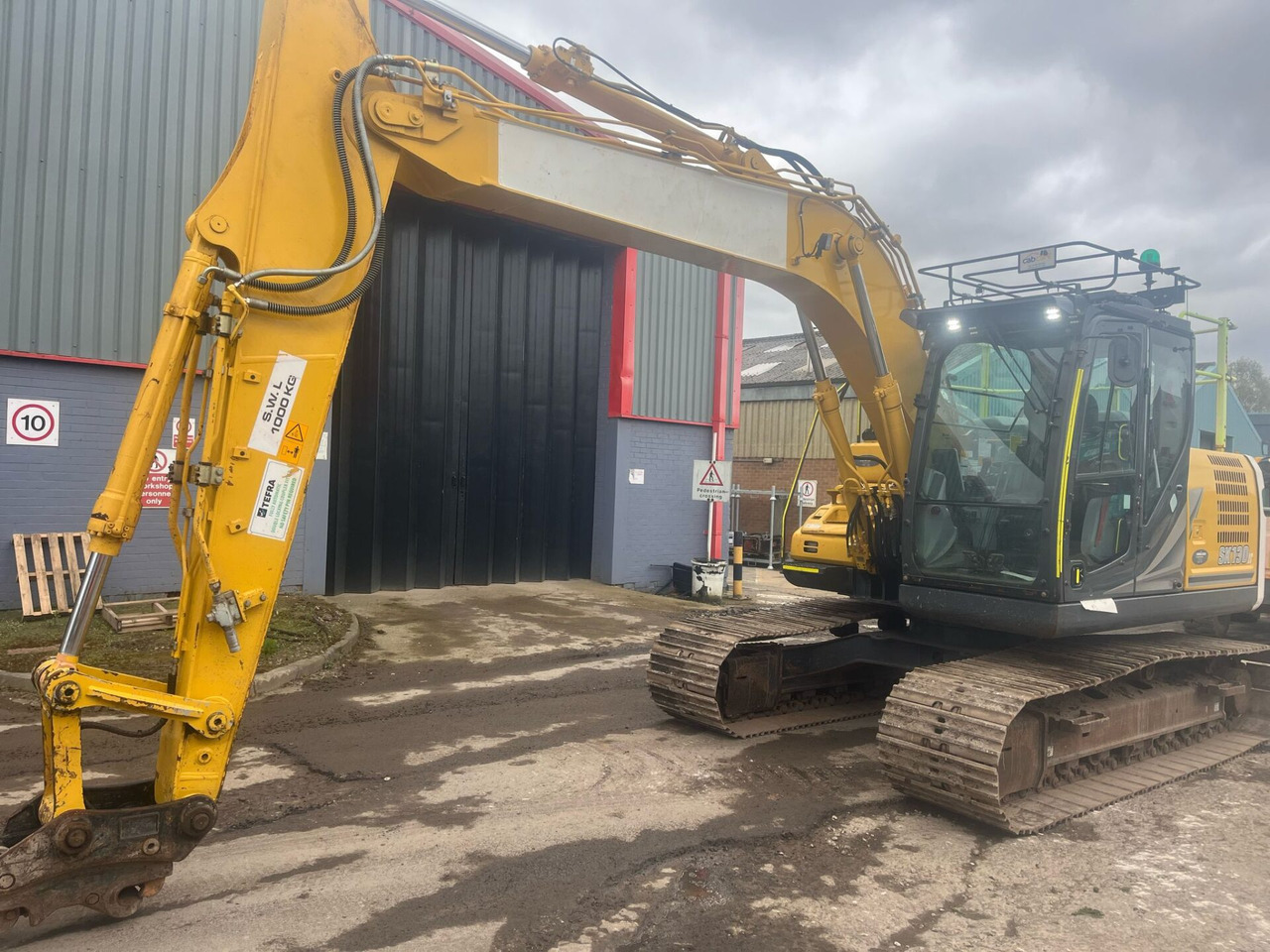 Kobelco SK130LC-11 - 履带式挖掘机:图1 Kobelco SK130LC-11 - 履带式挖掘机:图1