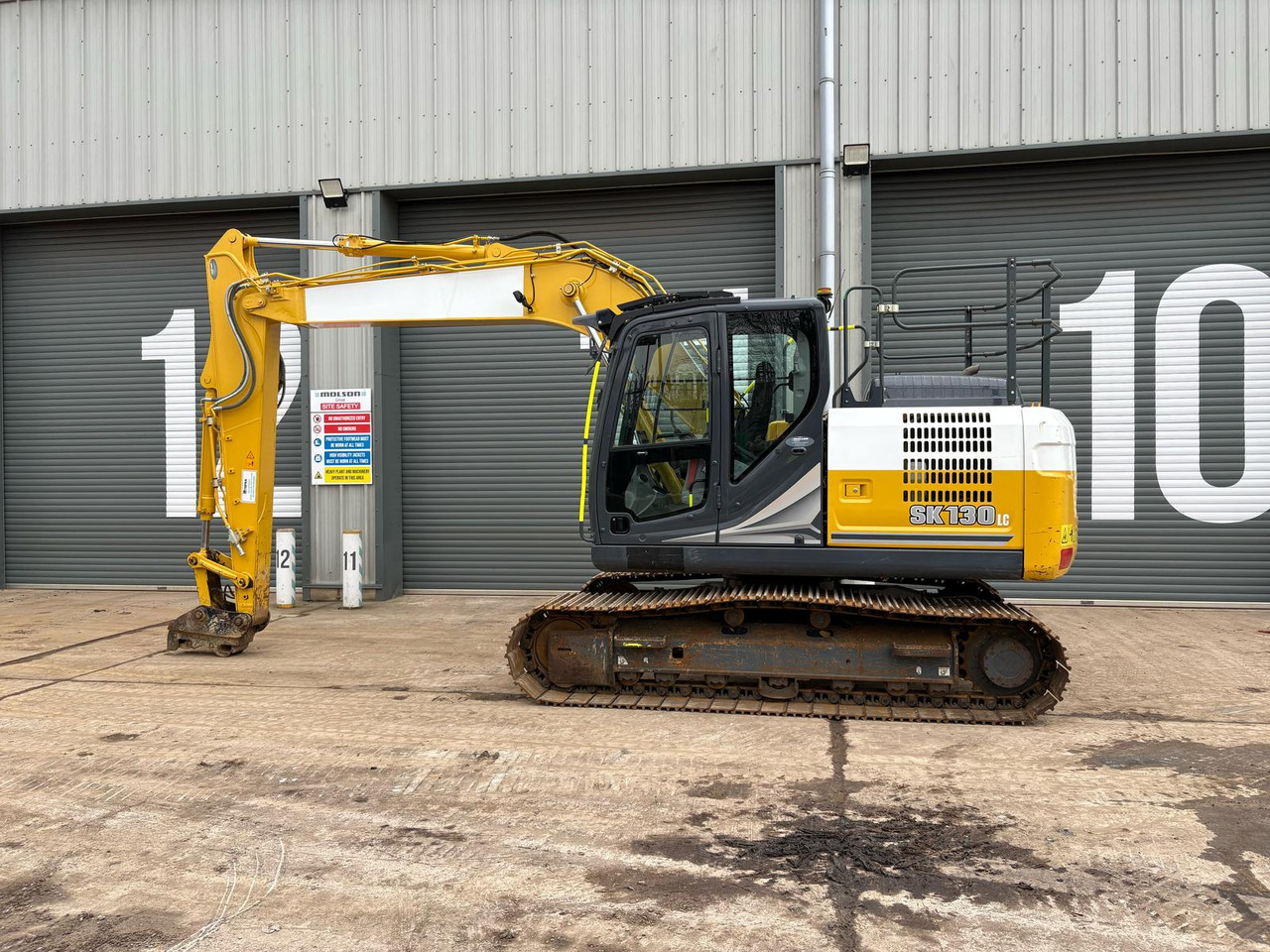 Kobelco SK130LC-11 - 履带式挖掘机:图2 Kobelco SK130LC-11 - 履带式挖掘机:图2