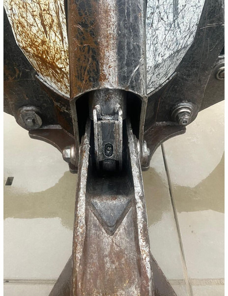Gusella Bakker Poliep grijper 600 L met rotator - 抓斗 适用于 建筑机械:图2 Gusella Bakker Poliep grijper 600 L met rotator - 抓斗 适用于 建筑机械:图2