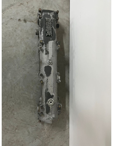 Liebherr A974 / P974 / R942 / R944 / R954 / R964 / R974 / R974B - A 974 / P 974 / R 942 / R 944 / R 954 / R 964 / R 974 / R 974B - 进气管:图1 Liebherr A974 / P974 / R942 / R944 / R954 / R964 / R974 / R974B - A 974 / P 974 / R 942 / R 944 / R 954 / R 964 / R 974 / R 974B - 进气管:图1