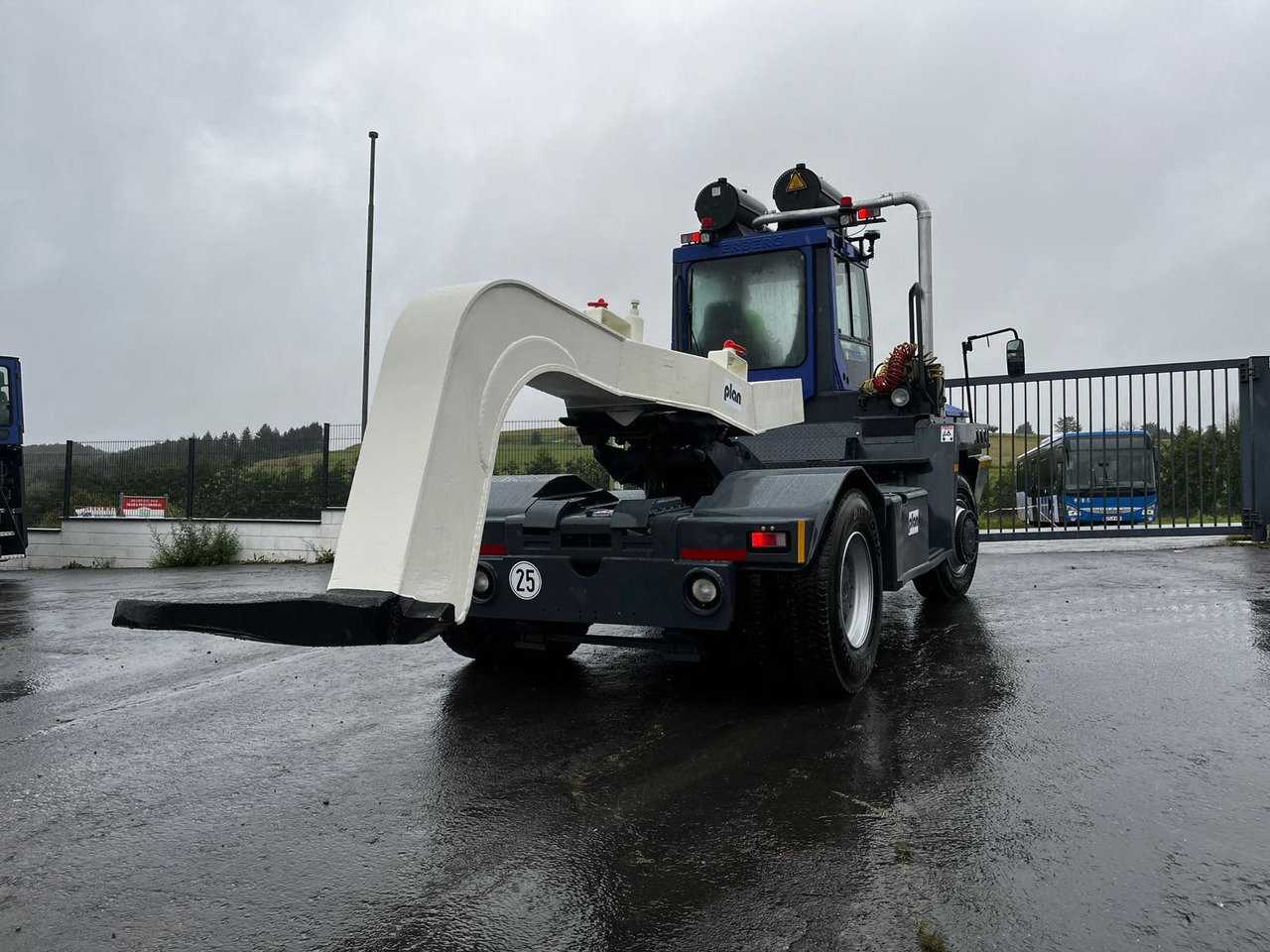 Terberg RT250 - 码头牵引车:图5 Terberg RT250 - 码头牵引车:图5