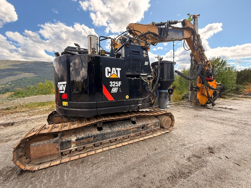 CAT 325 FL CR - 挖掘机:图2 CAT 325 FL CR - 挖掘机:图2