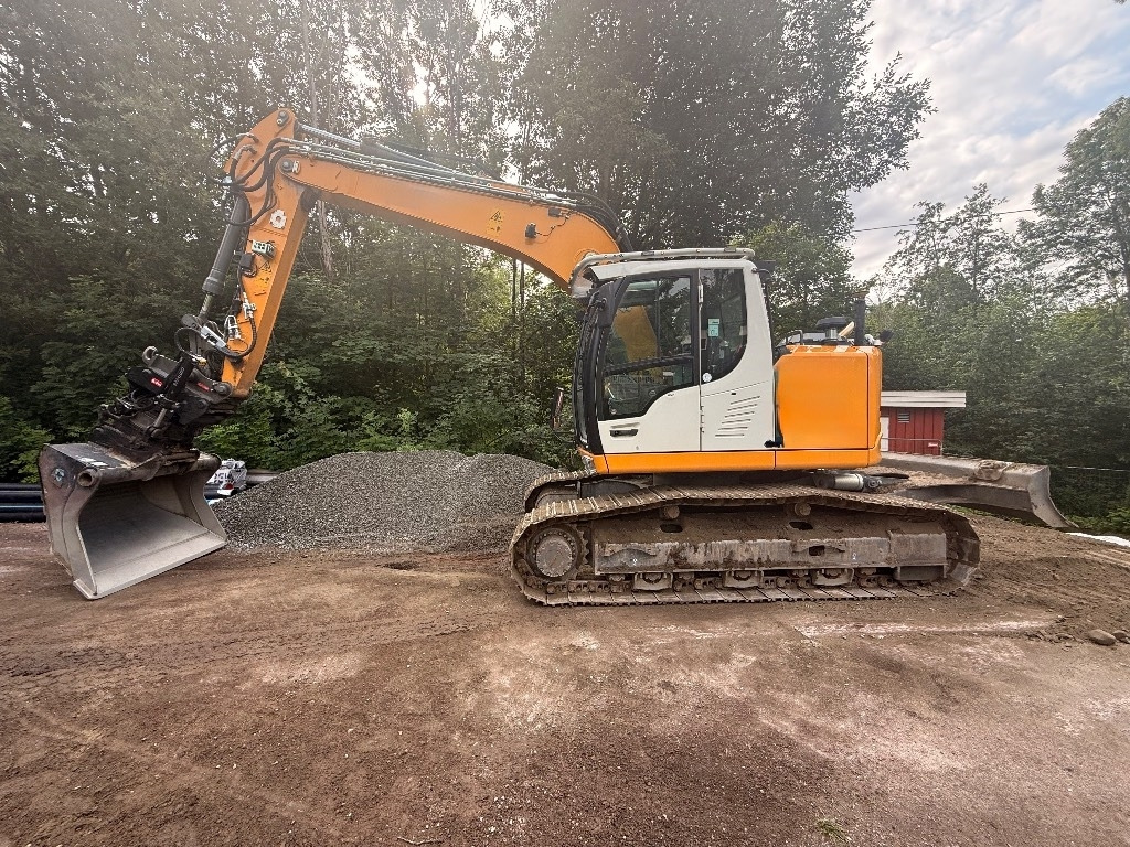 Liebherr R920 Compact LC - 履带式挖掘机:图1 Liebherr R920 Compact LC - 履带式挖掘机:图1