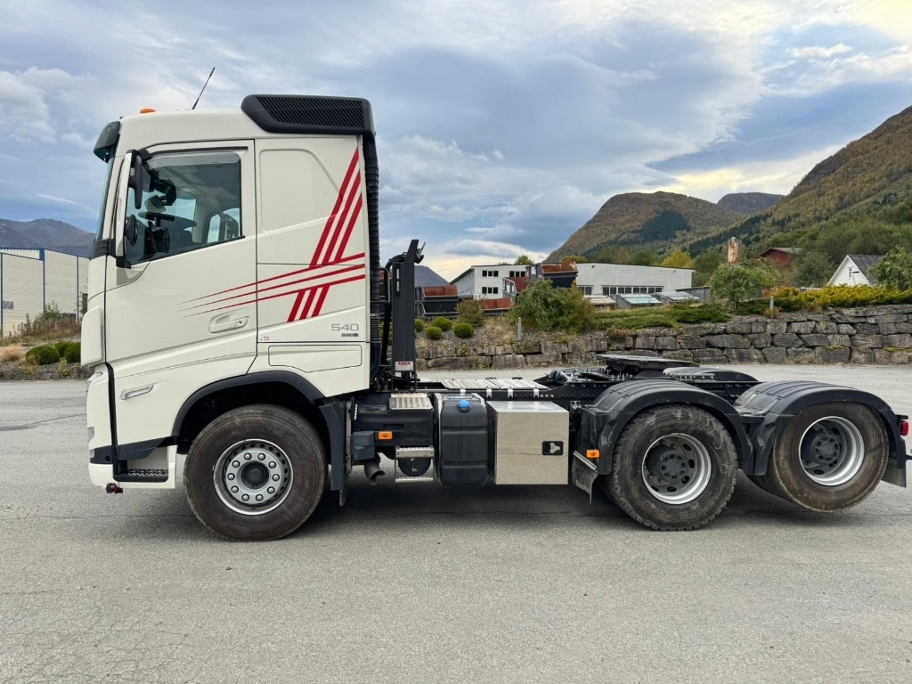 Volvo FH540 6 X 4 - 牵引车:图3 Volvo FH540 6 X 4 - 牵引车:图3