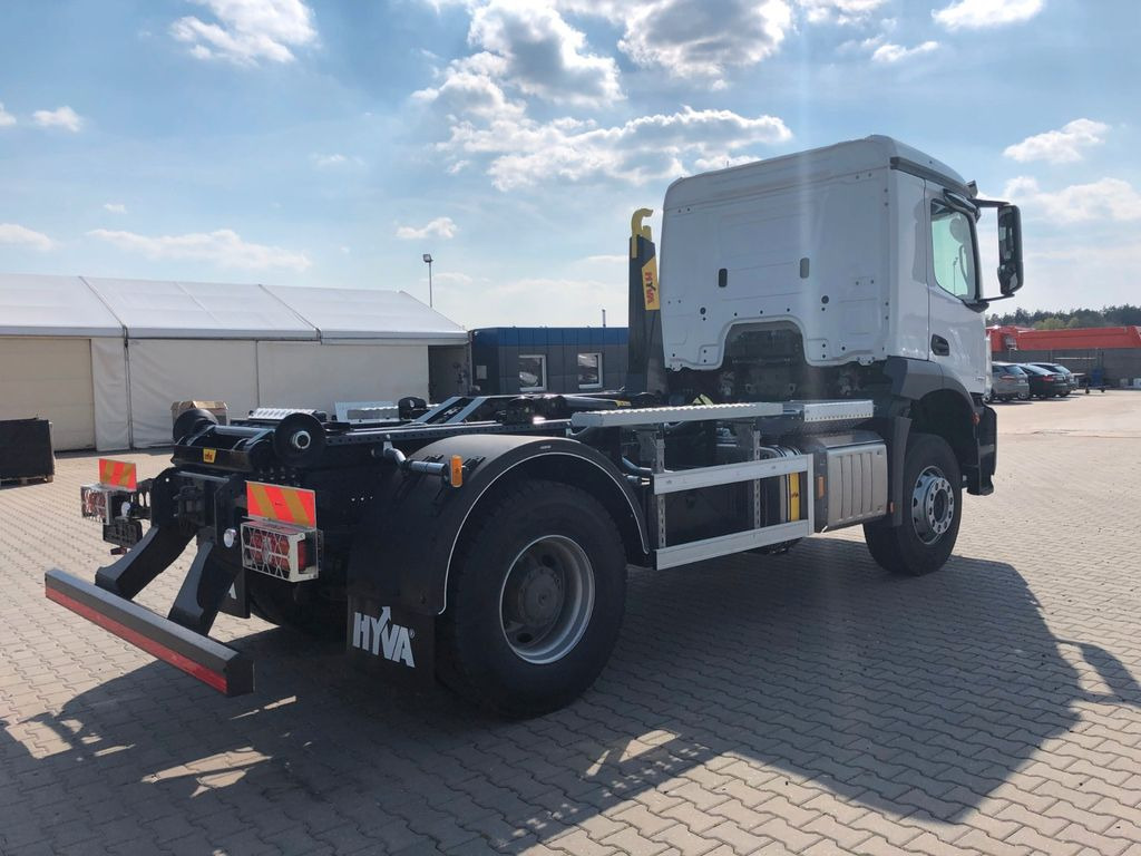 Mercedes-Benz AROCS 2136 Abrollkipper HYVA HKS-12-37-S - 吊钩升降车:图5 Mercedes-Benz AROCS 2136 Abrollkipper HYVA HKS-12-37-S - 吊钩升降车:图5