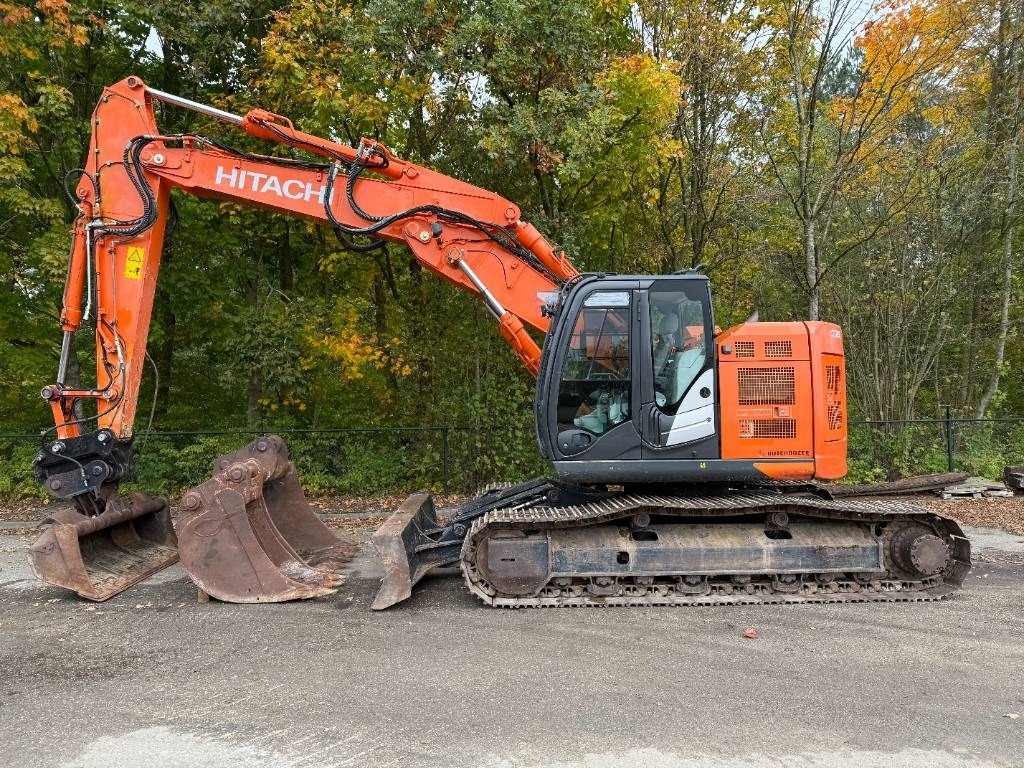 Hitachi ZX 225 US LC-6  - 履带式挖掘机:图2 Hitachi ZX 225 US LC-6  - 履带式挖掘机:图2