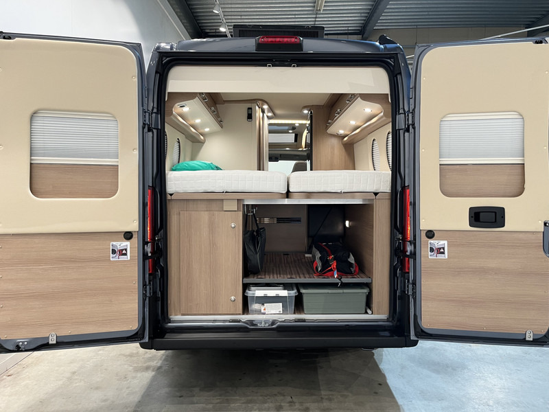 Carthago MALIBU VAN 640 LE GT Skyview 160 PK Automaat / Dakairco / Compleet Als Nieuw ! / 17.200 KM !! - 露营货车:图3 Carthago MALIBU VAN 640 LE GT Skyview 160 PK Automaat / Dakairco / Compleet Als Nieuw ! / 17.200 KM !! - 露营货车:图3