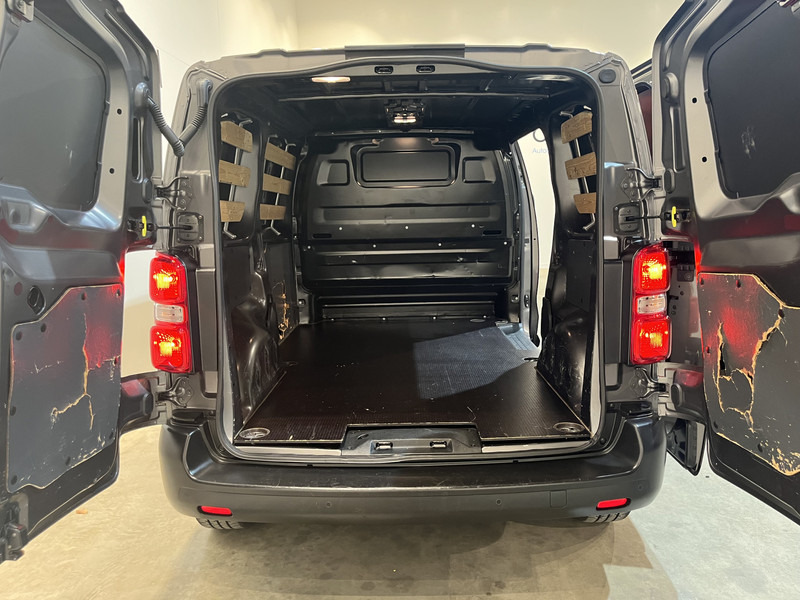 Citroën Jumpy 2.0 BlueHDI L2 120 PK / Euro 6 / Airco / Cruise Control / CarPlay / PDC / Navigatie / 3-Zits - 紧凑型面包车:图5 Citroën Jumpy 2.0 BlueHDI L2 120 PK / Euro 6 / Airco / Cruise Control / CarPlay / PDC / Navigatie / 3-Zits - 紧凑型面包车:图5
