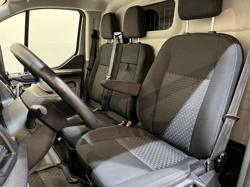 紧凑型面包车 Ford Transit Custom 280 2.0 TDCI L1H1 Trend 130 PK Servicebus / Inrichting / Euro 6 / Airco / PDC / Cruise Control / Navigatie / CarPlay / Trekhaak / 3-Zits / 96.300 KM !! / BPM VRIJ !!：图5