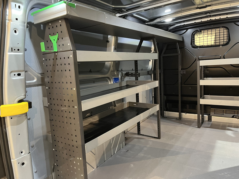 紧凑型面包车 Ford Transit Custom 280 2.0 TDCI L1H1 Trend 130 PK Servicebus / Inrichting / Euro 6 / Airco / PDC / Cruise Control / Navigatie / CarPlay / Trekhaak / 3-Zits / 96.300 KM !! / BPM VRIJ !!：图10