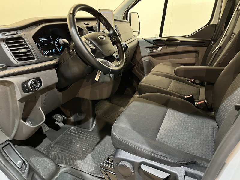 Interior photo 1: 紧凑型面包车 Ford Transit Custom 300 2.0 TDCI L1H1 Trend 130 PK / Servicebus / Bott Inrichting / Euro 6 / Schuifdeur L + R / Airco / CarPlay / Klep / PDC / Navigatie / 3-Zits  / BPM VRIJ !!