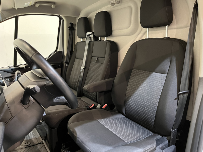 紧凑型面包车 Ford Transit Custom 300 2.0 TDCI L1H1 Trend 130 PK / Servicebus / Bott Inrichting / Euro 6 / Schuifdeur L + R / Airco / CarPlay / Klep / PDC / Navigatie / 3-Zits  / BPM VRIJ !!：图6